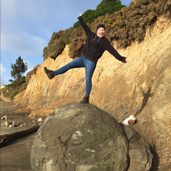 Meet your Posher, Moe - Picture 4 of 4